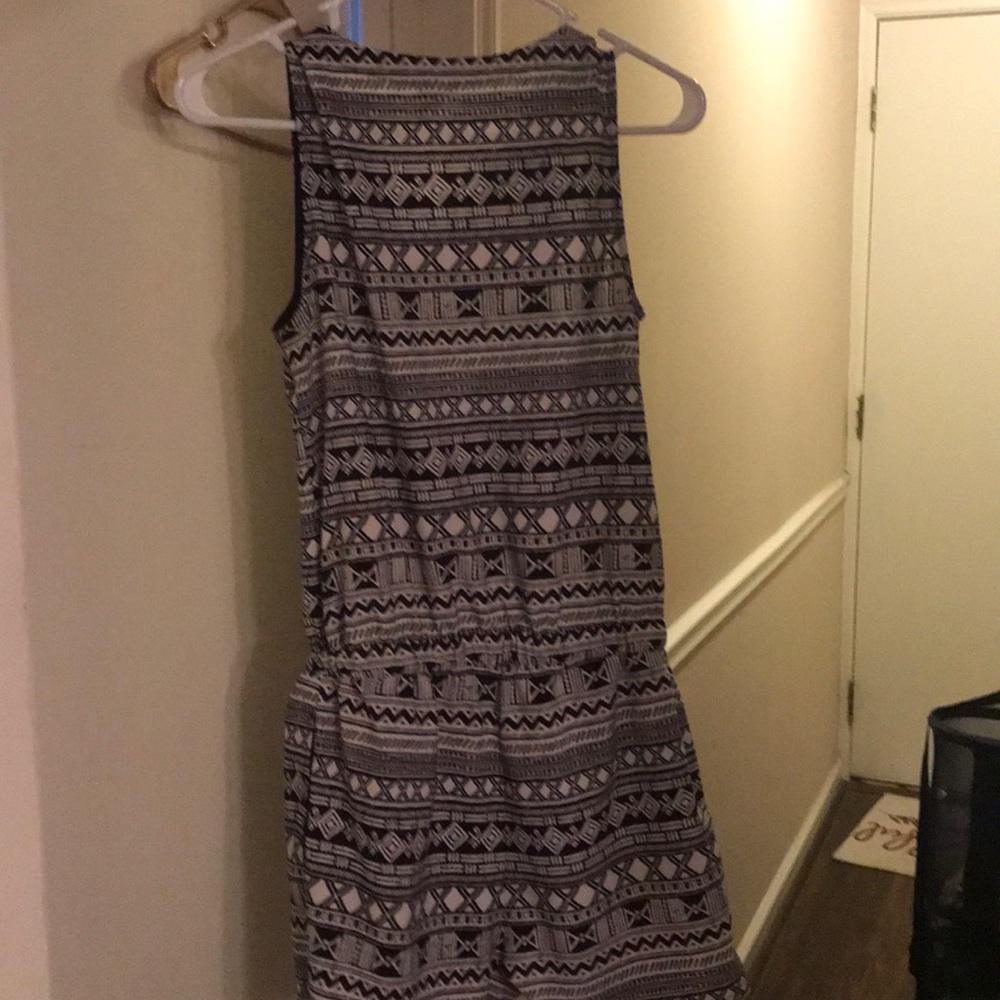 Romper - Picture 2 of 2